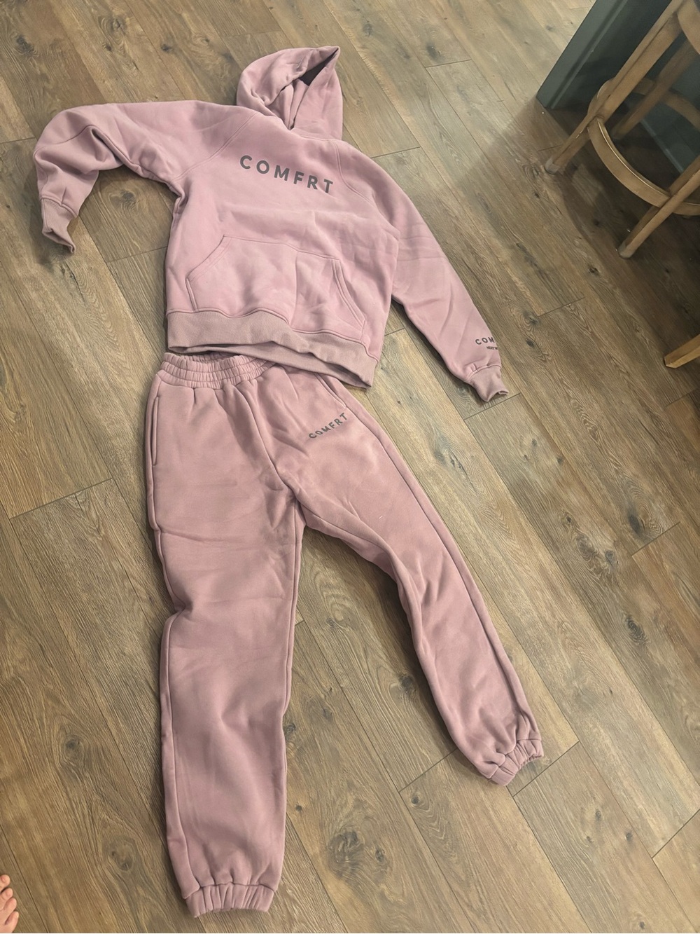 Comfrt Sweat Suit Set Hoodie Sweatpants Size Small XS Comfrt  Tiktok Plum